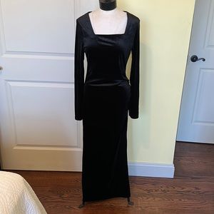 Long black body con dress